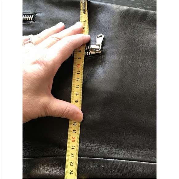 Beautiful buttery soft leather pants. Never worn. In excellent condition . FIRM - Picture 10 of 10